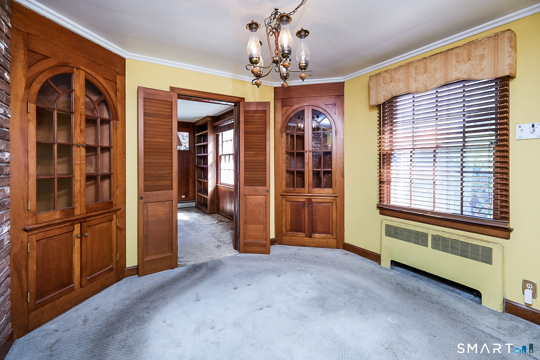 160 Astoria Avenue Bridgeport CT 06604