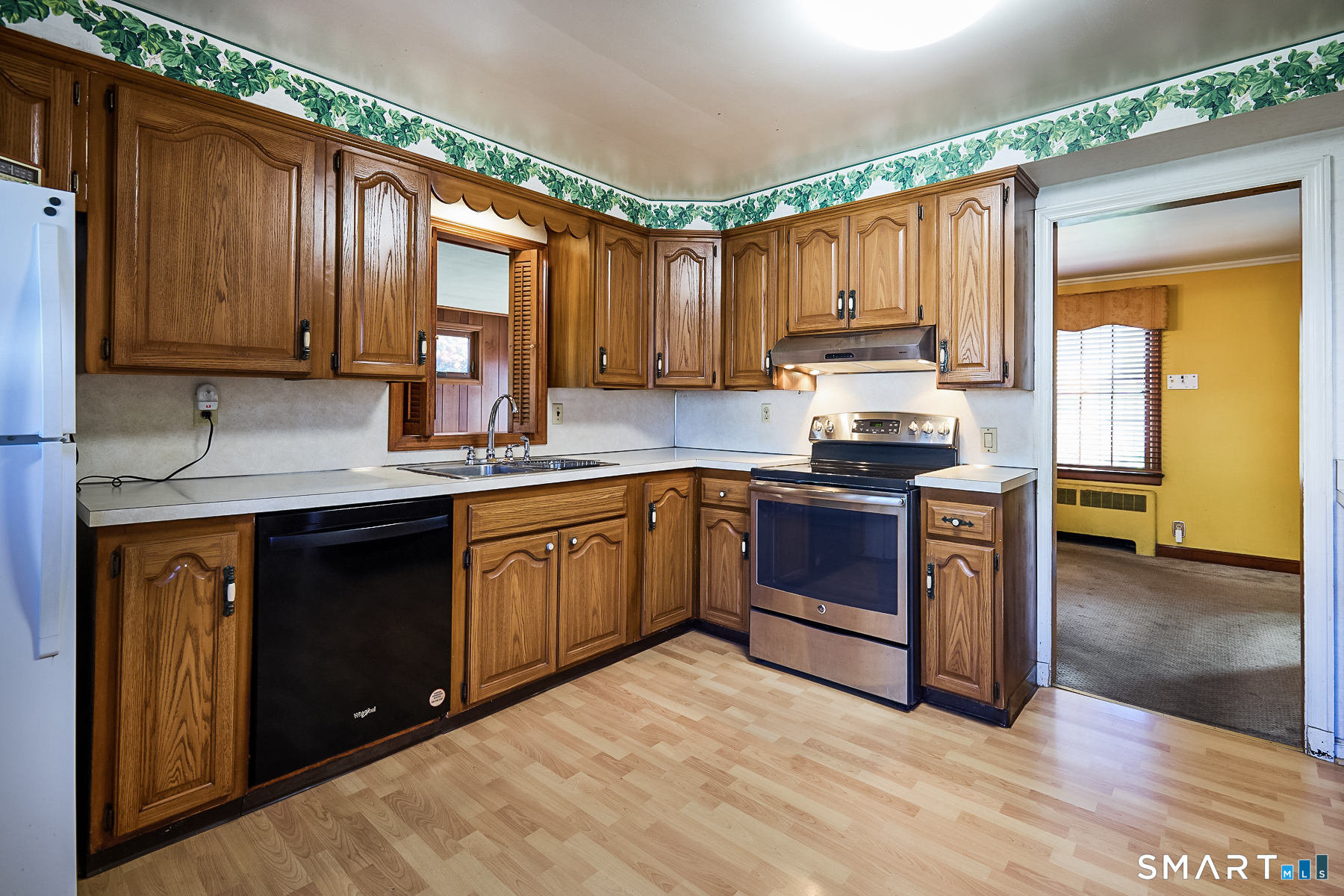 160 Astoria Avenue Bridgeport CT 06604