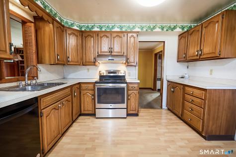 160 Astoria Avenue Bridgeport CT 06604