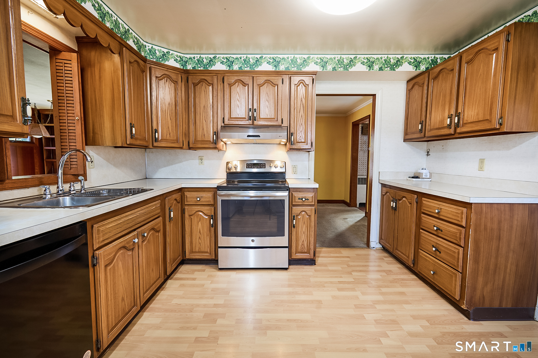160 Astoria Avenue Bridgeport CT 06604