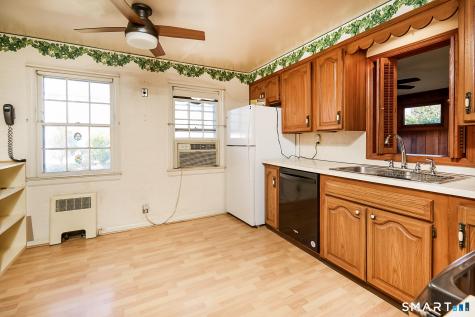 160 Astoria Avenue Bridgeport CT 06604