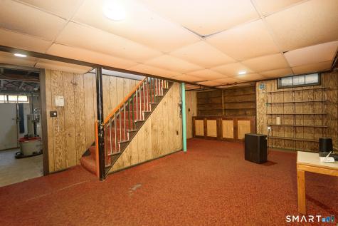 160 Astoria Avenue Bridgeport CT 06604
