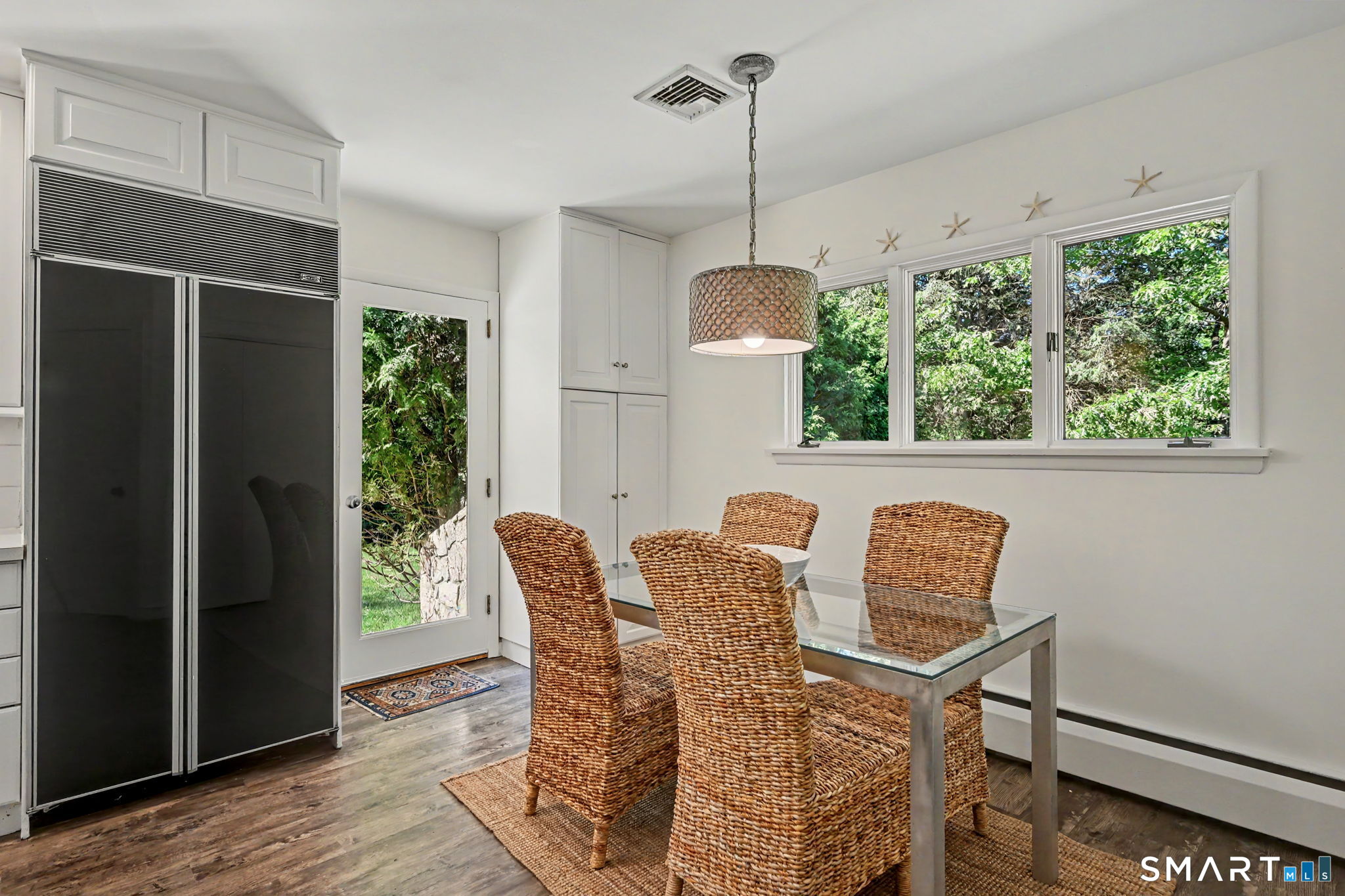 19 Crooked Trail Norwalk CT 06853