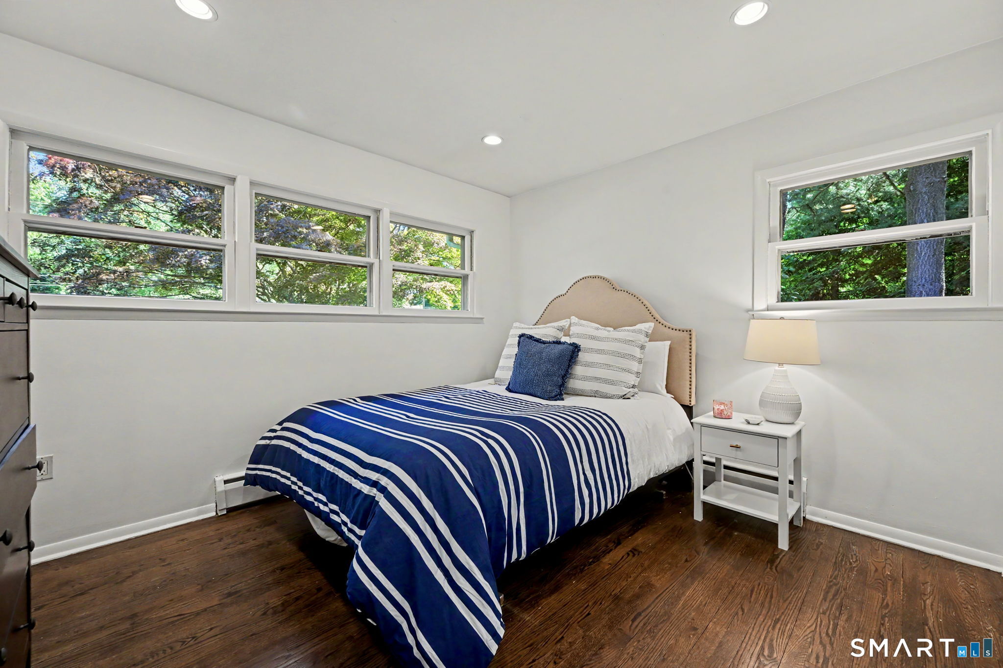 19 Crooked Trail Norwalk CT 06853