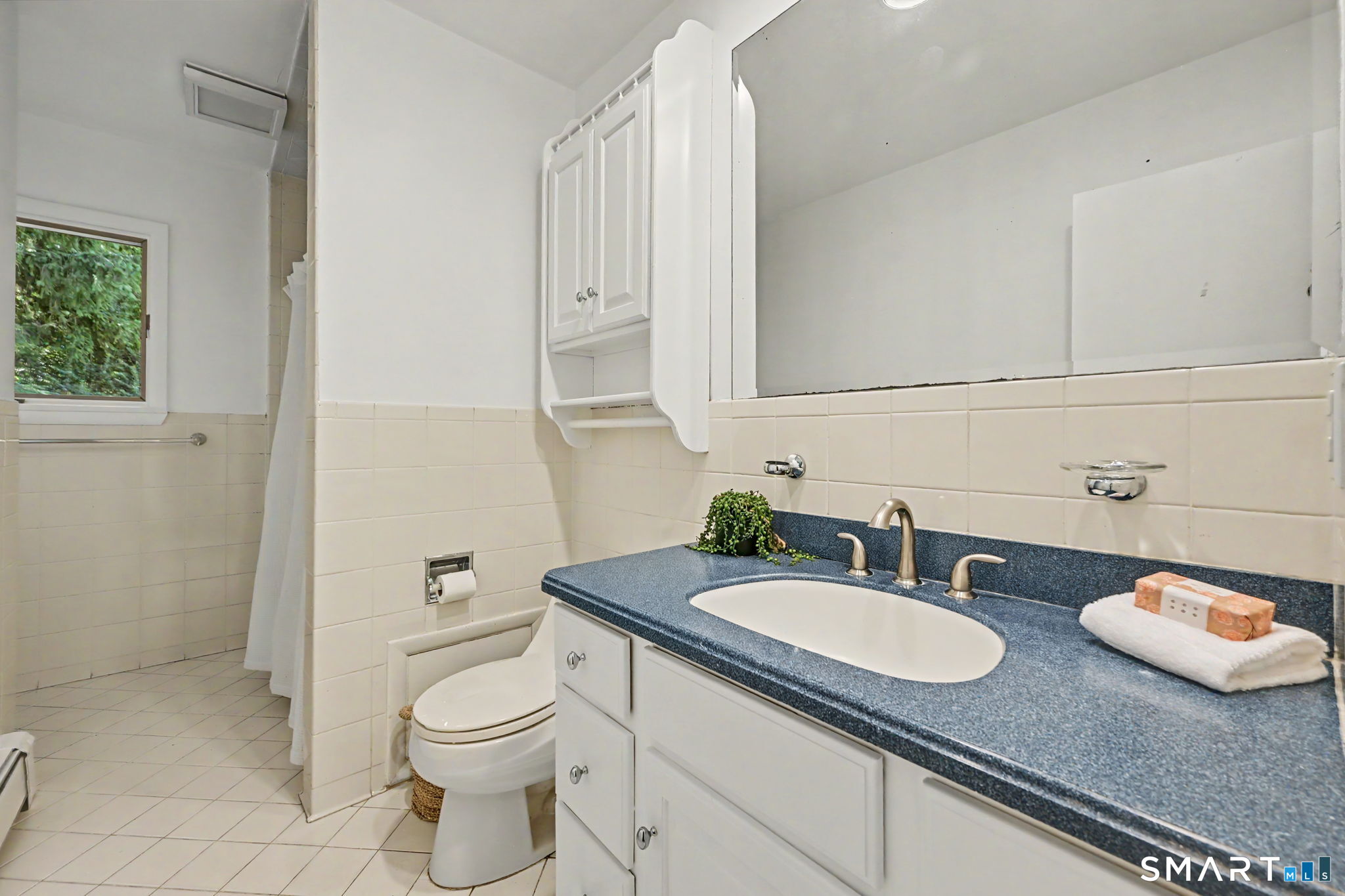 19 Crooked Trail Norwalk CT 06853