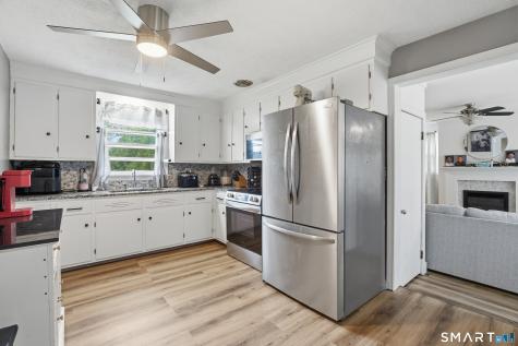143 Beth Lane Waterbury CT 06705
