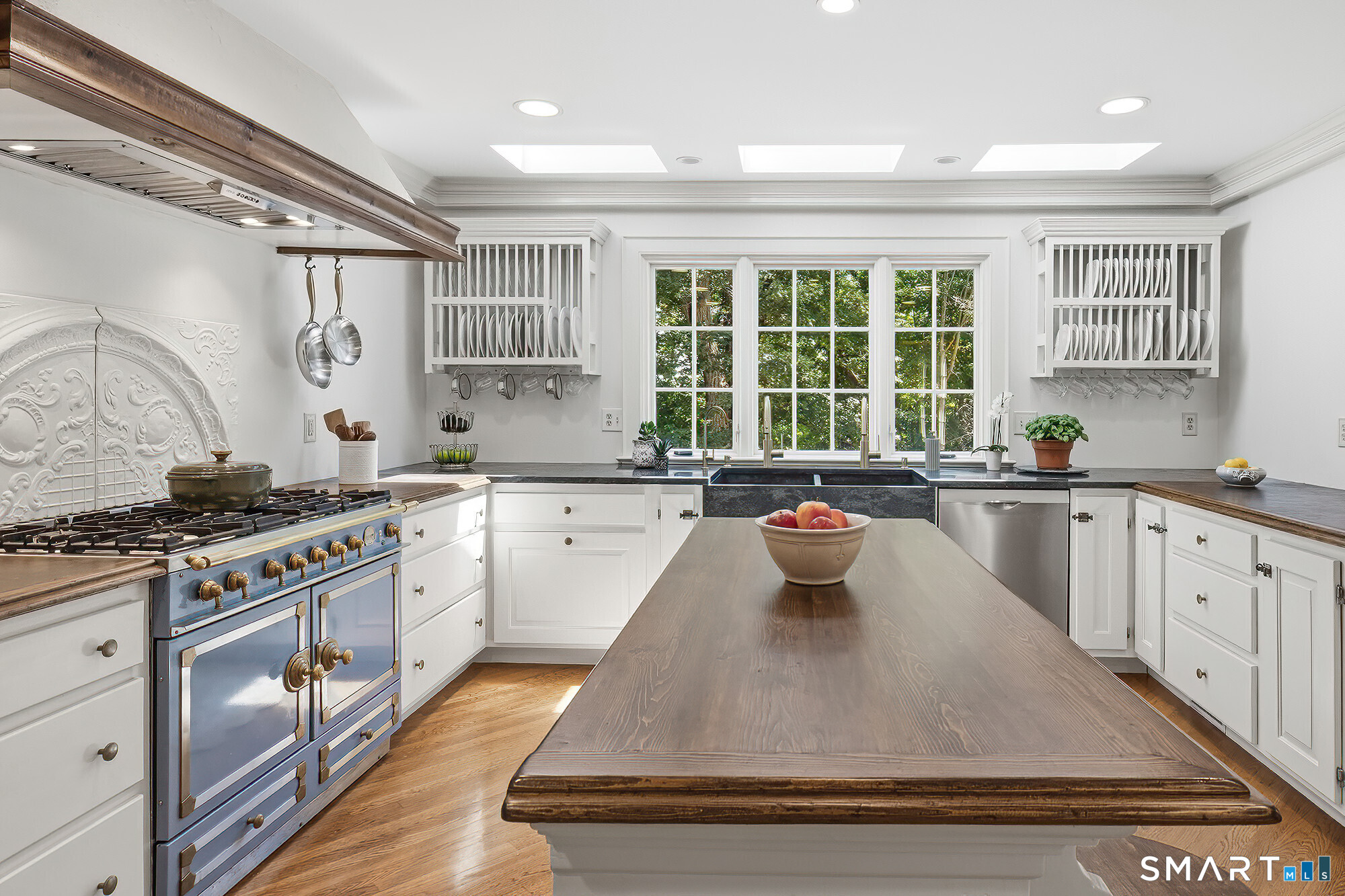 62 Blacksmith Ridge Road Ridgefield CT 06877
