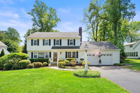 129 Brookmere Drive Fairfield CT 06824