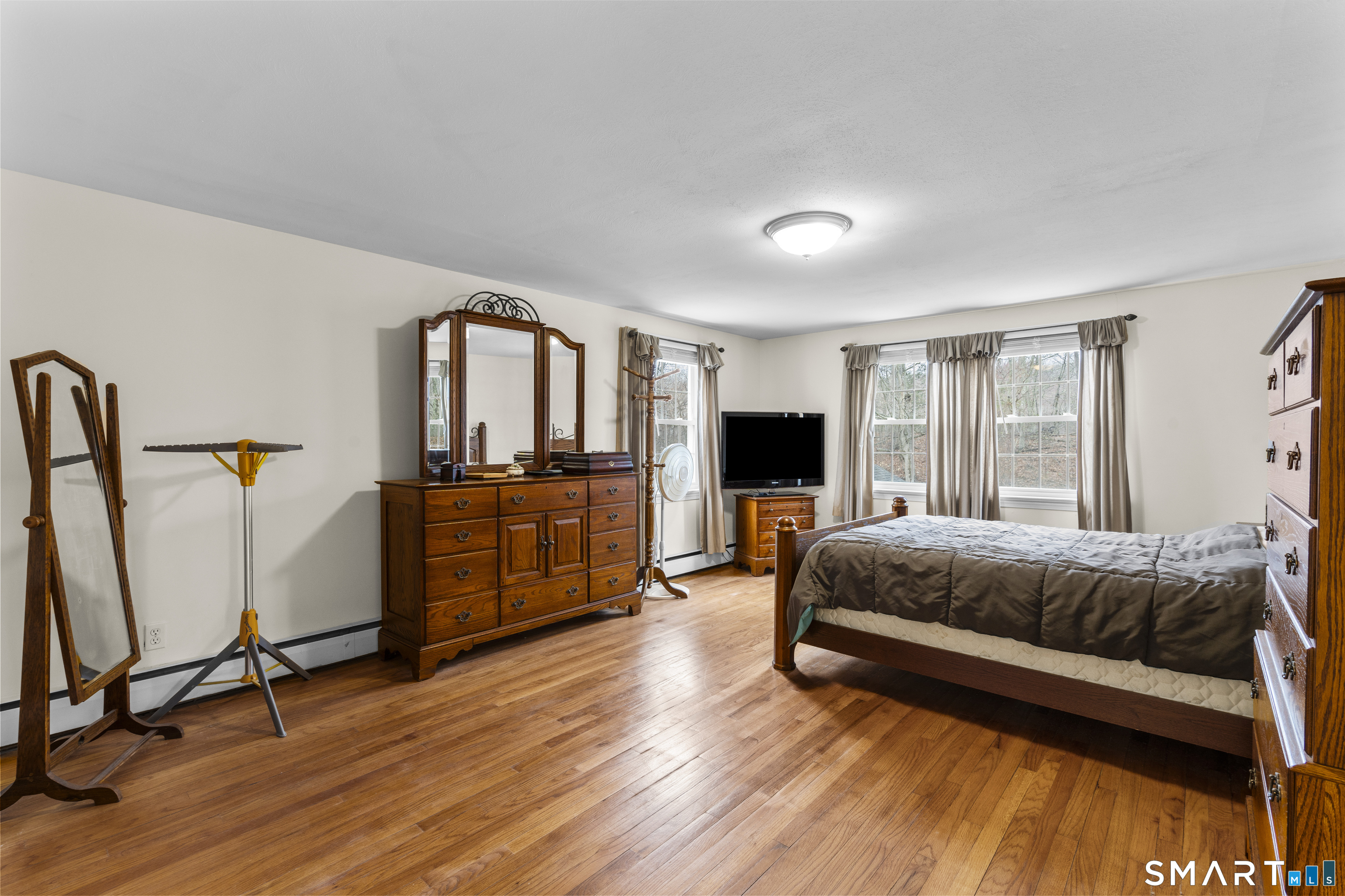 20 Inchcliffe Drive Ledyard CT 06335