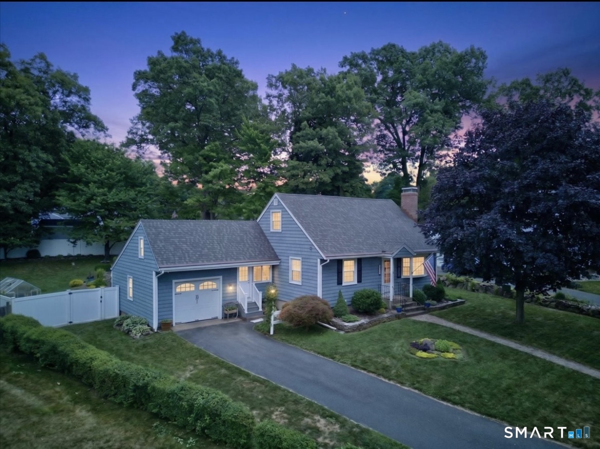 127 Helaine Road Manchester CT 06042