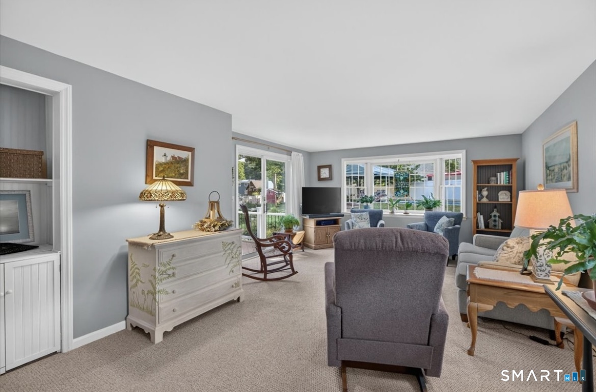 127 Helaine Road Manchester CT 06042