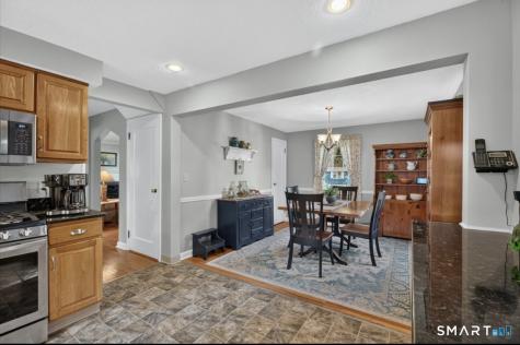 127 Helaine Road Manchester CT 06042