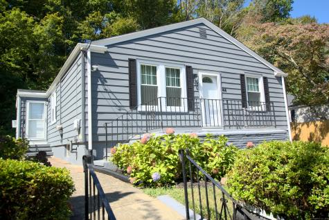 44 Huntington Avenue New Haven CT 06512