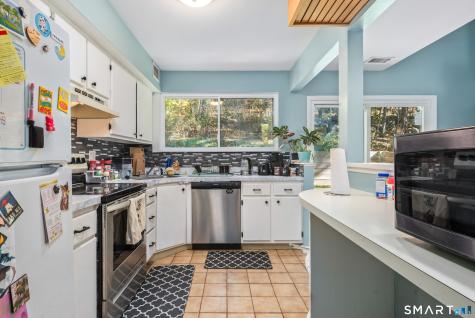 35 Chatham Lane Bristol CT 06010