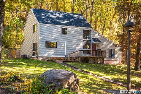 35 Chatham Lane Bristol CT 06010