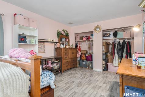 35 Chatham Lane Bristol CT 06010