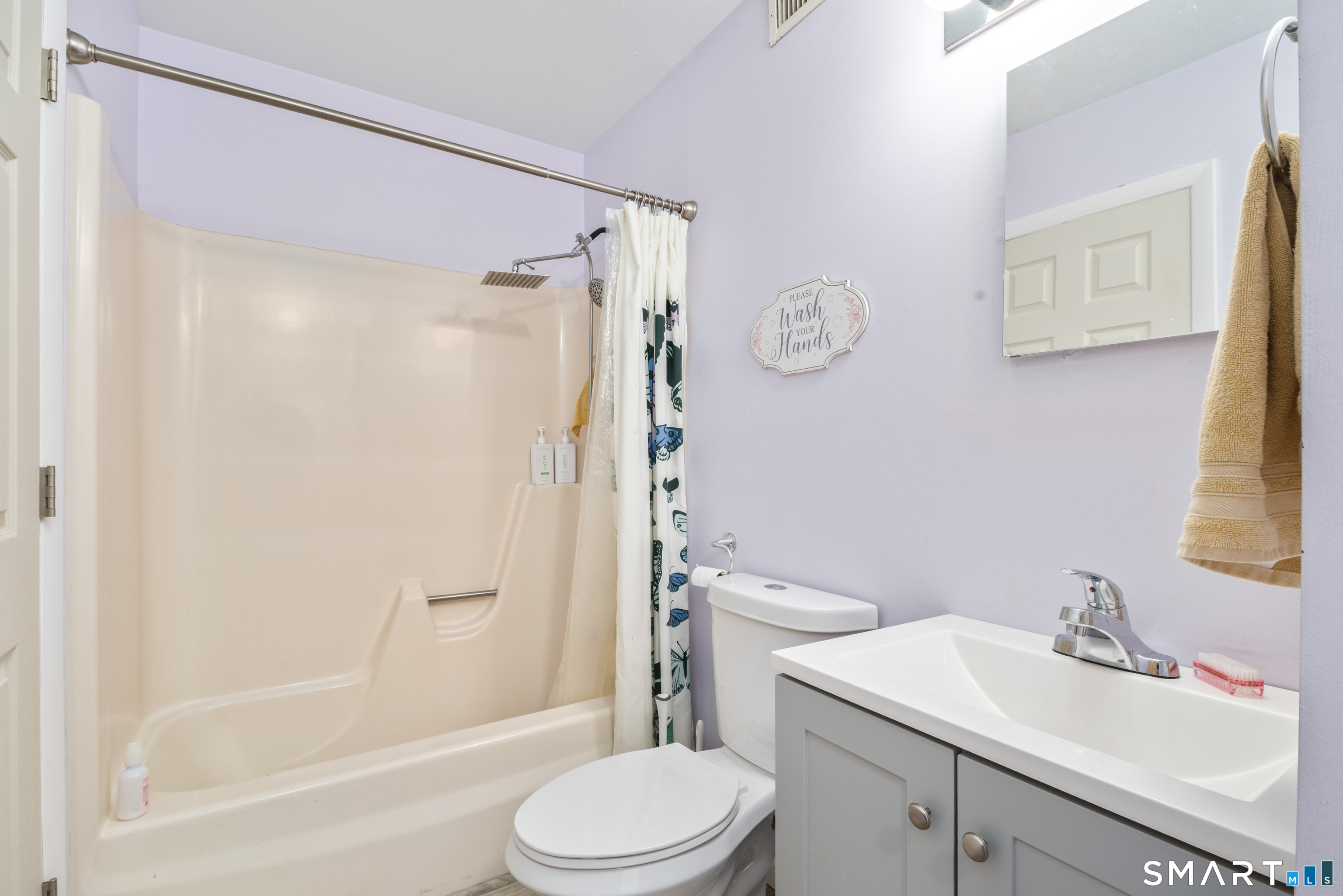 35 Chatham Lane Bristol CT 06010