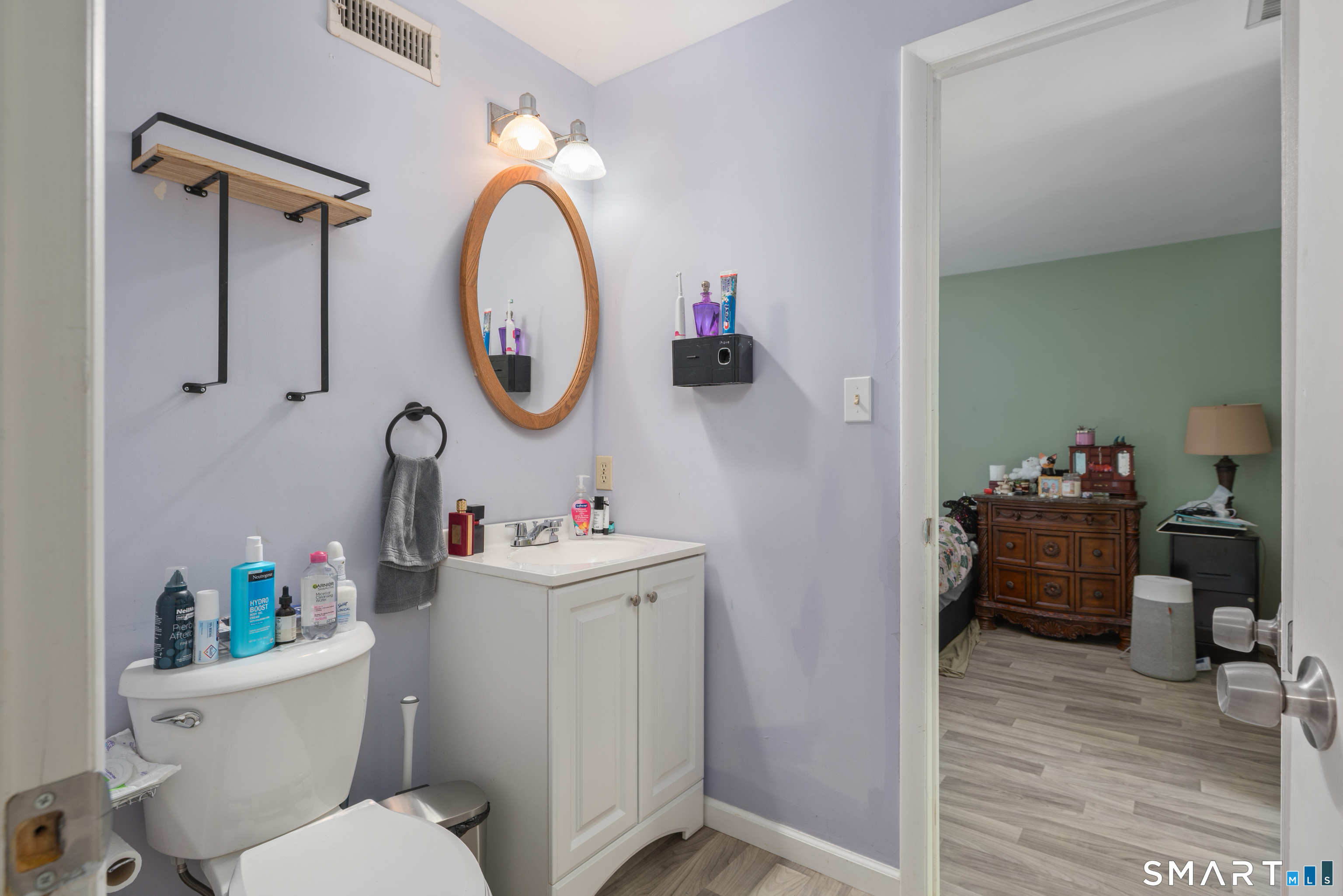 35 Chatham Lane Bristol CT 06010
