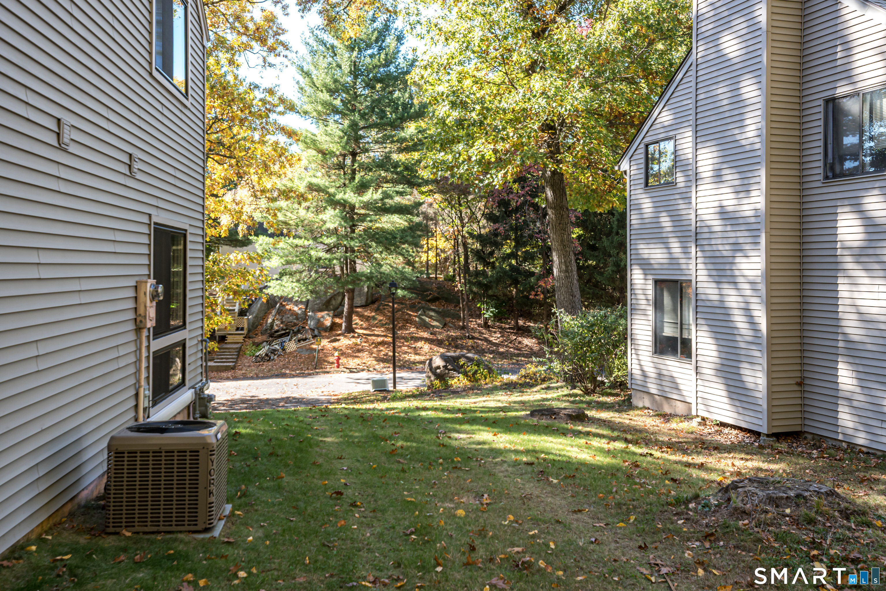 35 Chatham Lane Bristol CT 06010