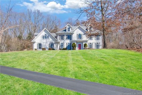 82 Hillcrest Drive Southbury CT 06488