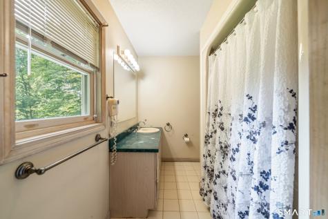 1 Lasalette Way North Branford CT 06471