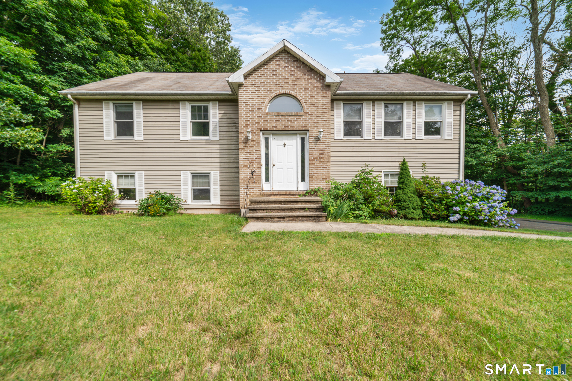 1 Lasalette Way North Branford CT 06471
