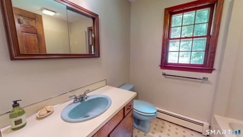221 Old Farms Road Simsbury CT 06070