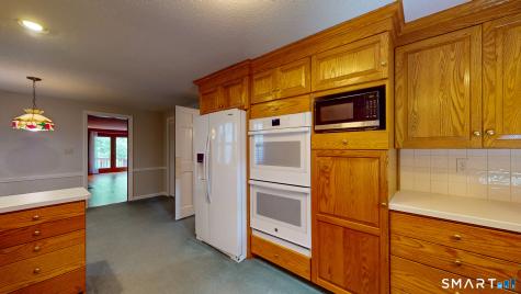 221 Old Farms Road Simsbury CT 06070