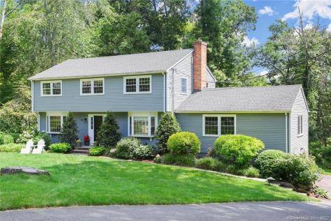 146 Bridle Trail Fairfield CT 06824