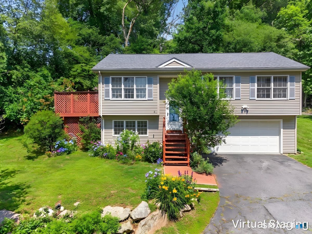 56 Terry Road Ledyard CT 06339