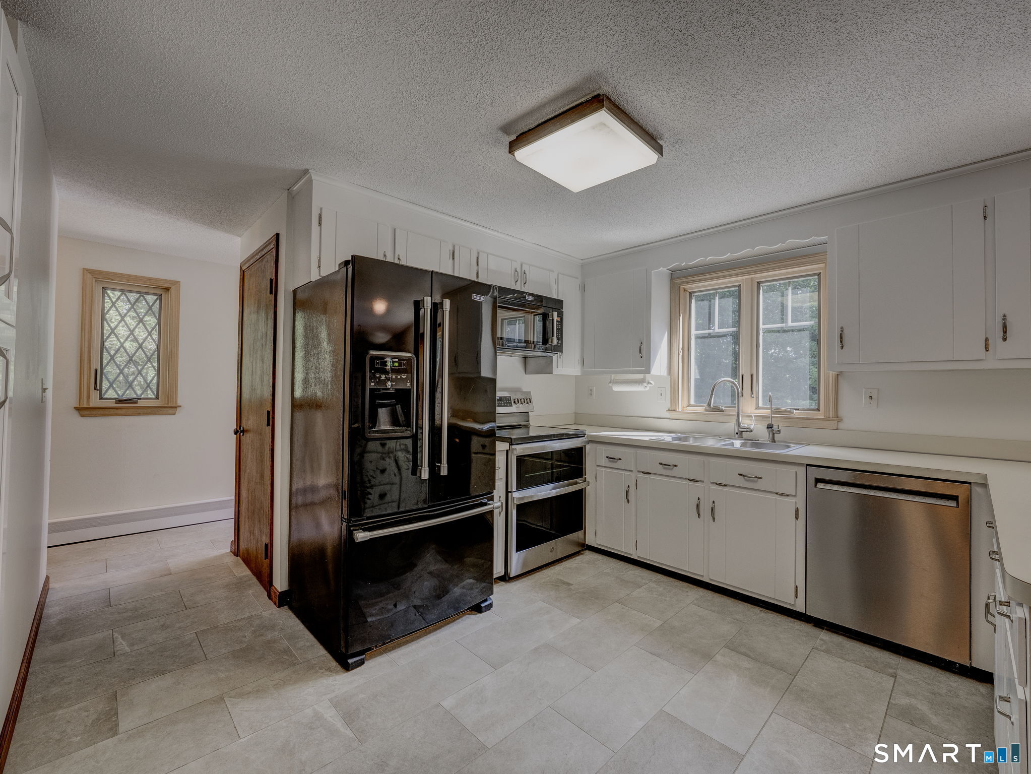 12 School House Hill Burlington CT 06013