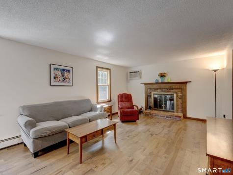 12 School House Hill Burlington CT 06013