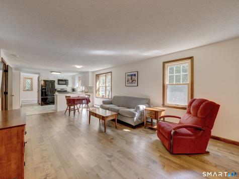 12 School House Hill Burlington CT 06013