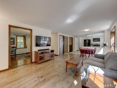 12 School House Hill Burlington CT 06013