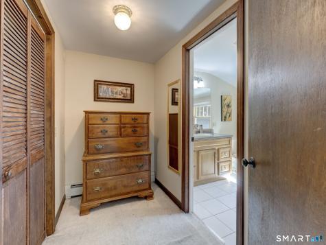12 School House Hill Burlington CT 06013