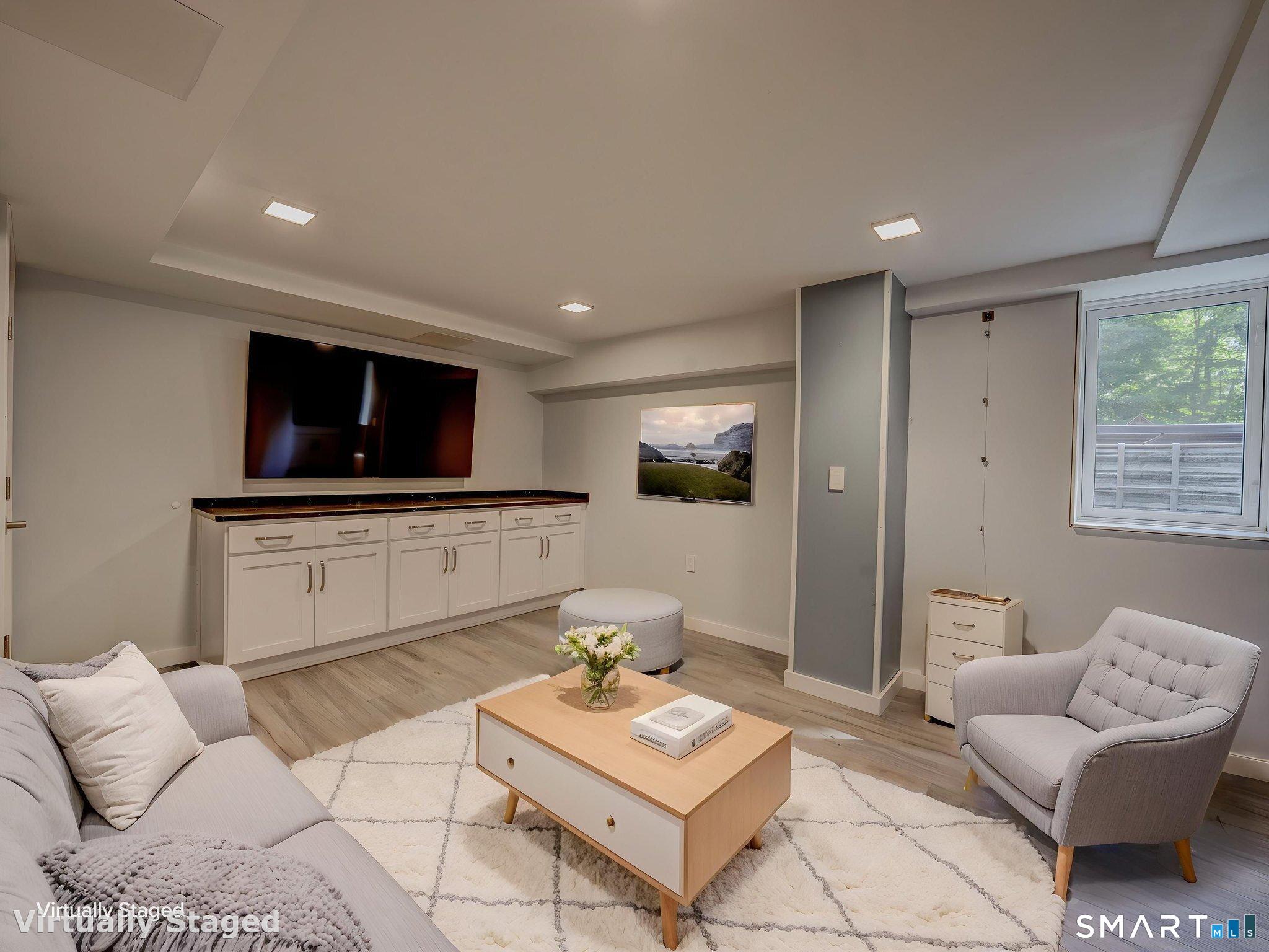 12 School House Hill Burlington CT 06013