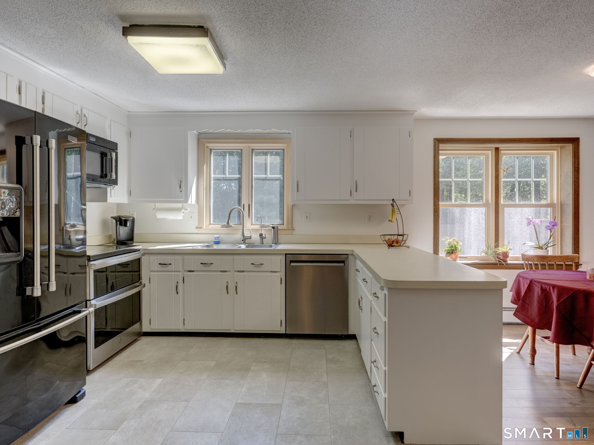 12 School House Hill Burlington CT 06013