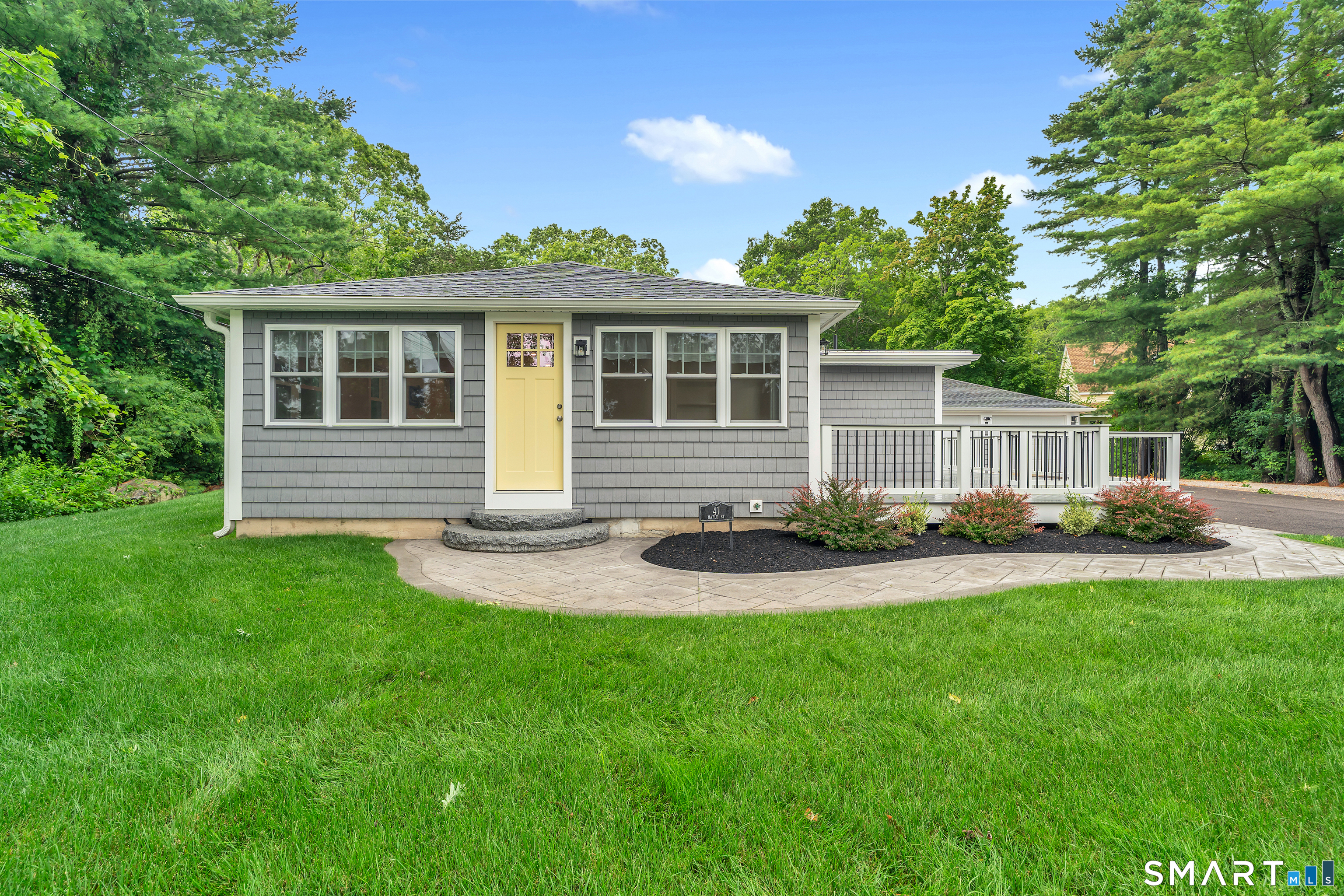 41 Maple Street Stonington CT 06378