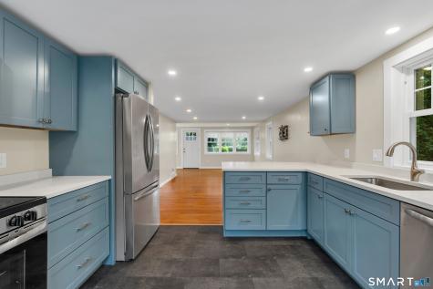 41 Maple Street Stonington CT 06378