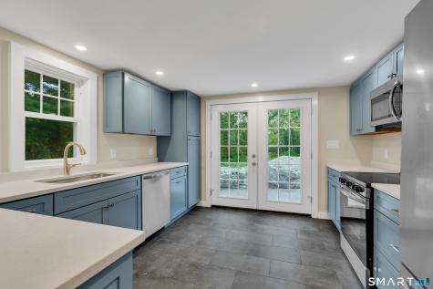 41 Maple Street Stonington CT 06378