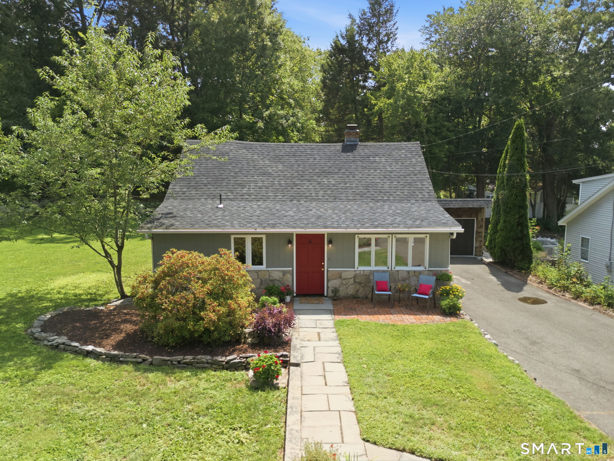 6 Birch Road Avon CT 06001