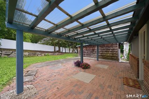 6 Birch Road Avon CT 06001