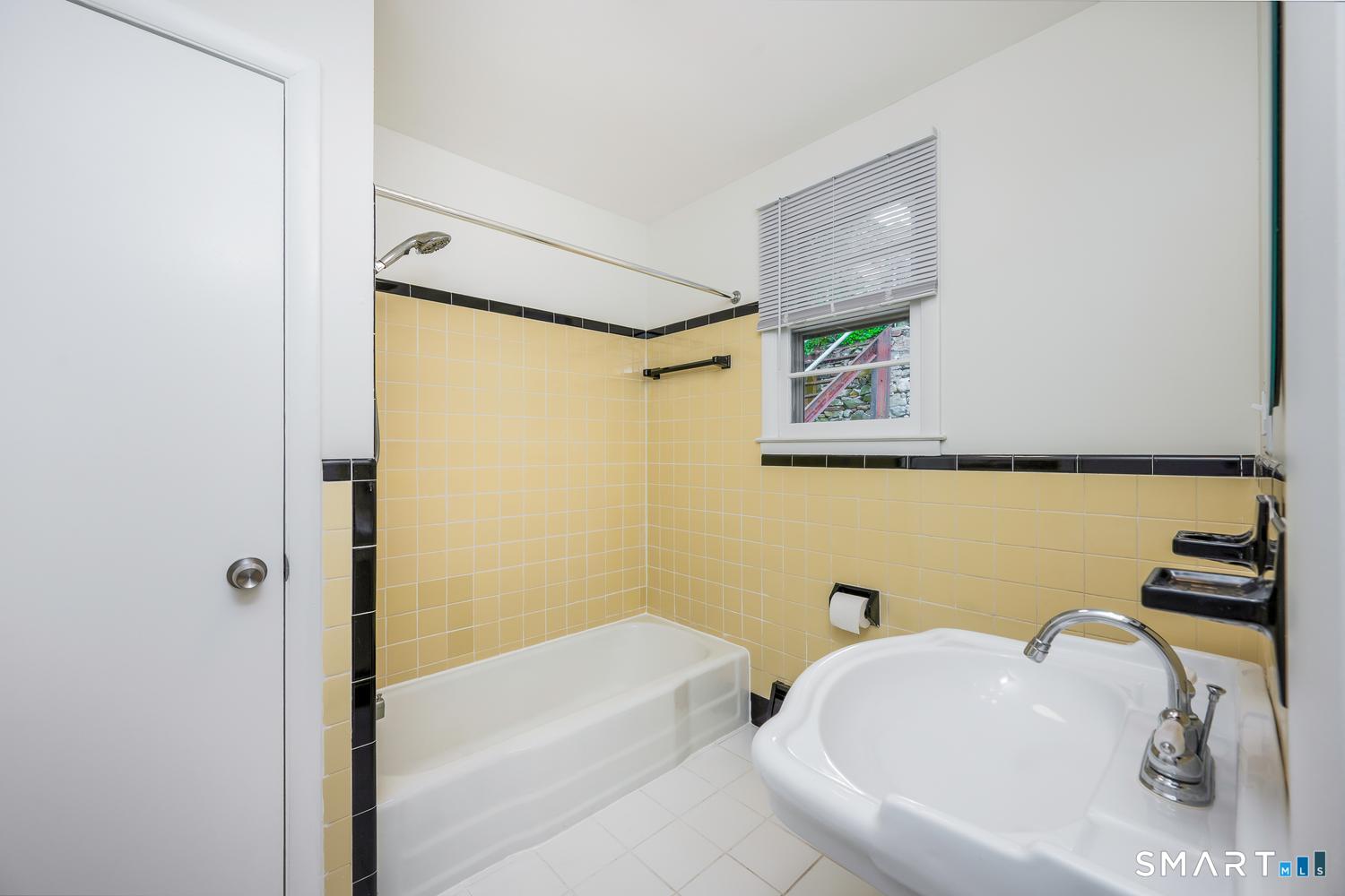254 Myrtle Street Shelton CT 06484