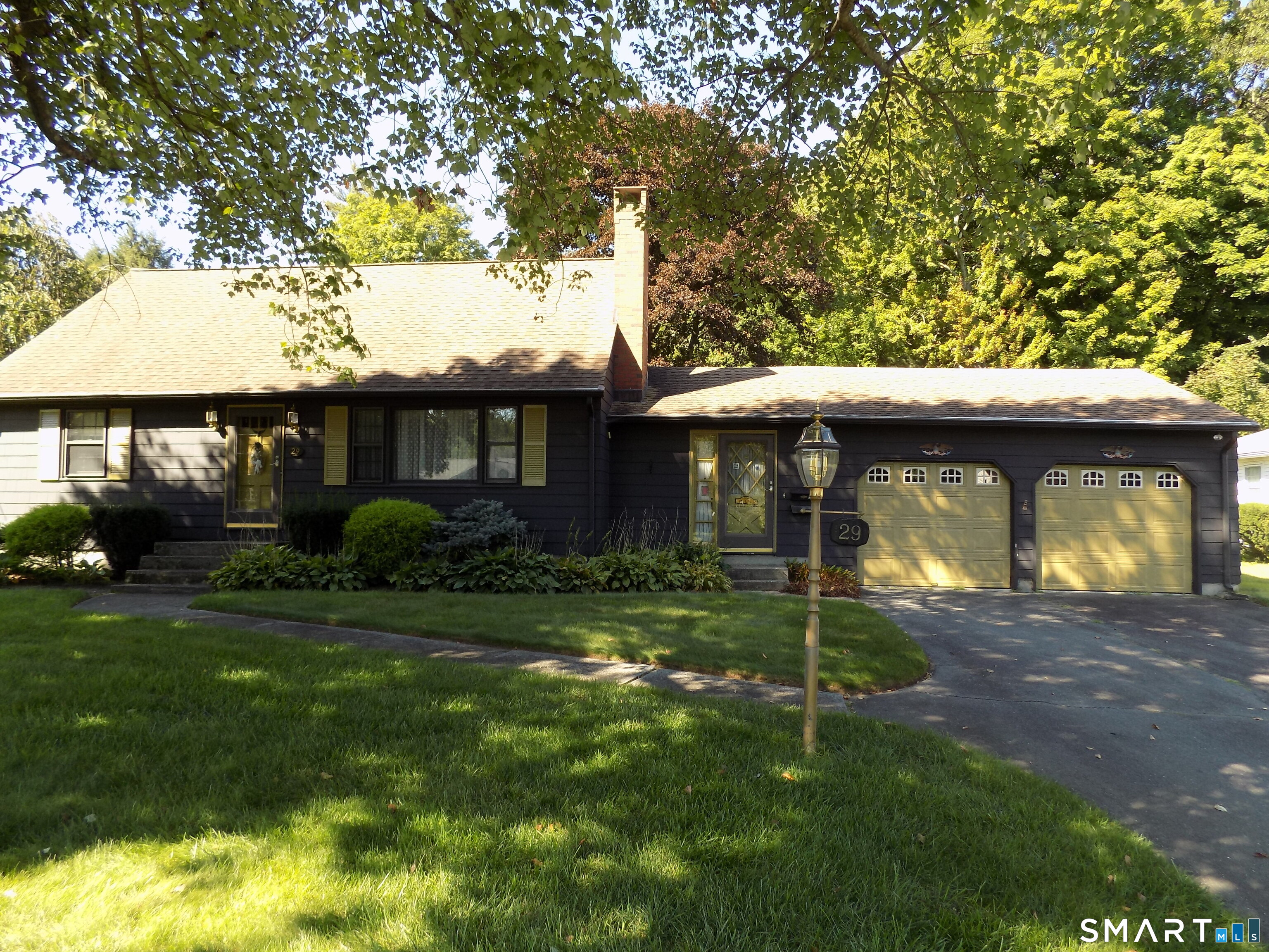 29 Lochaven Road Bristol CT 06010