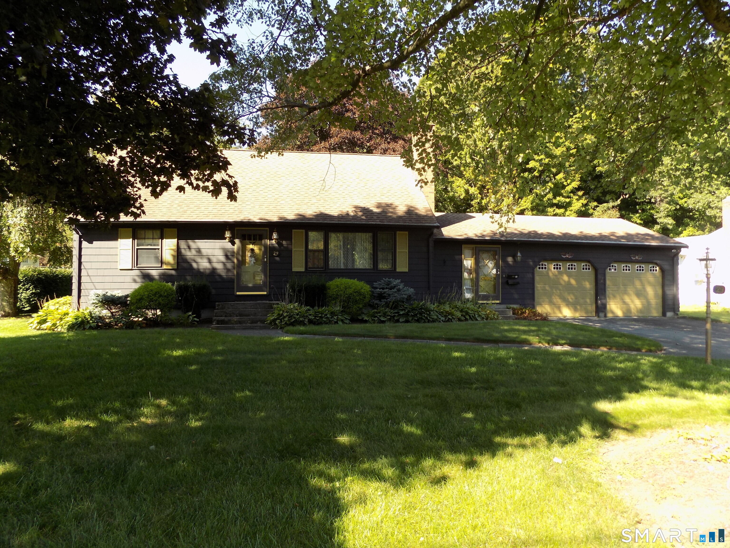29 Lochaven Road Bristol CT 06010