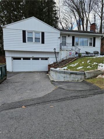 111 Juniper Ridge Drive Waterbury CT 06708