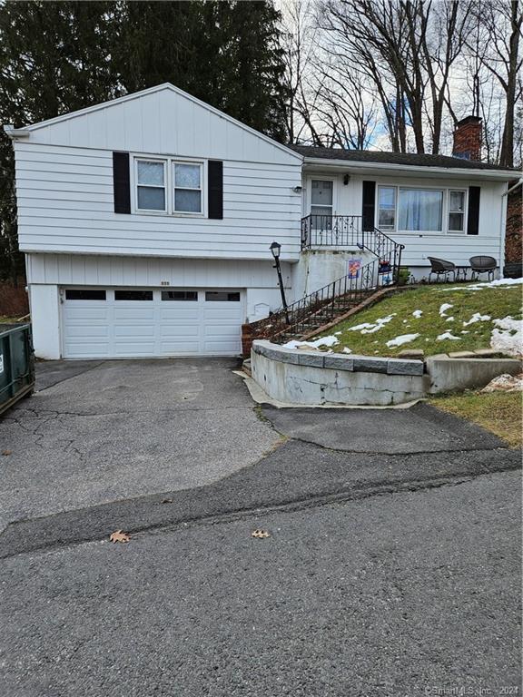 111 Juniper Ridge Drive Waterbury CT 06708