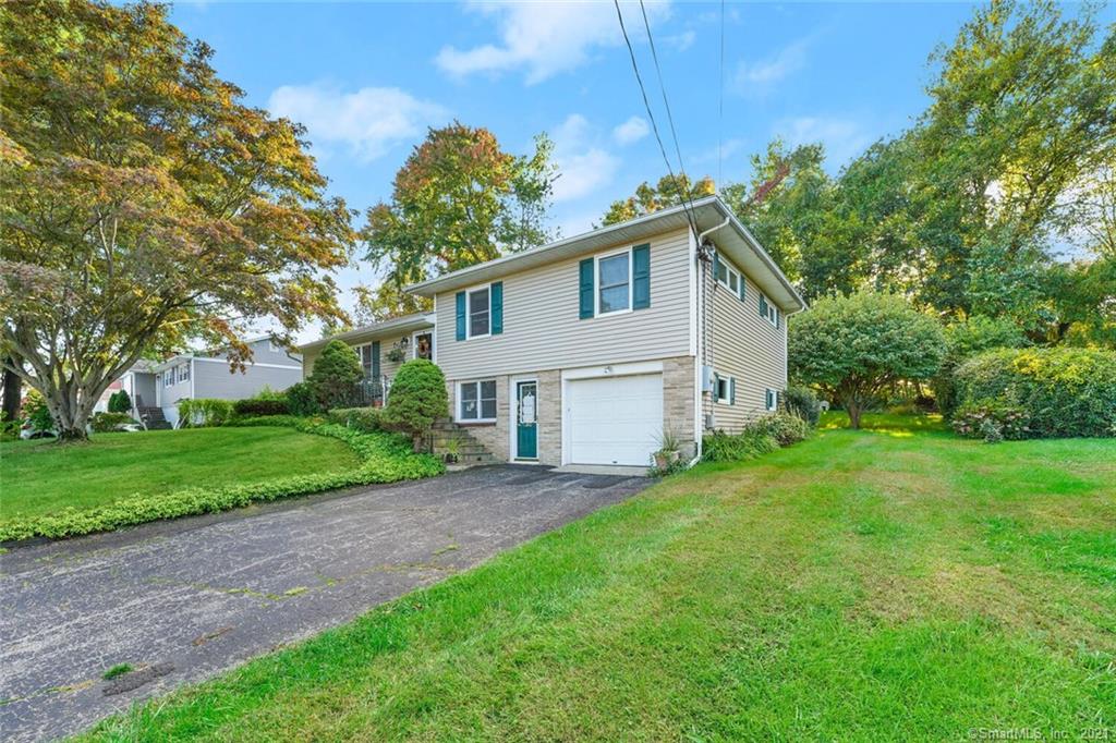 22 Nancy Drive Danbury CT 06811