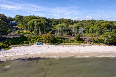 2 Riverdale Landing Old Lyme CT 06371