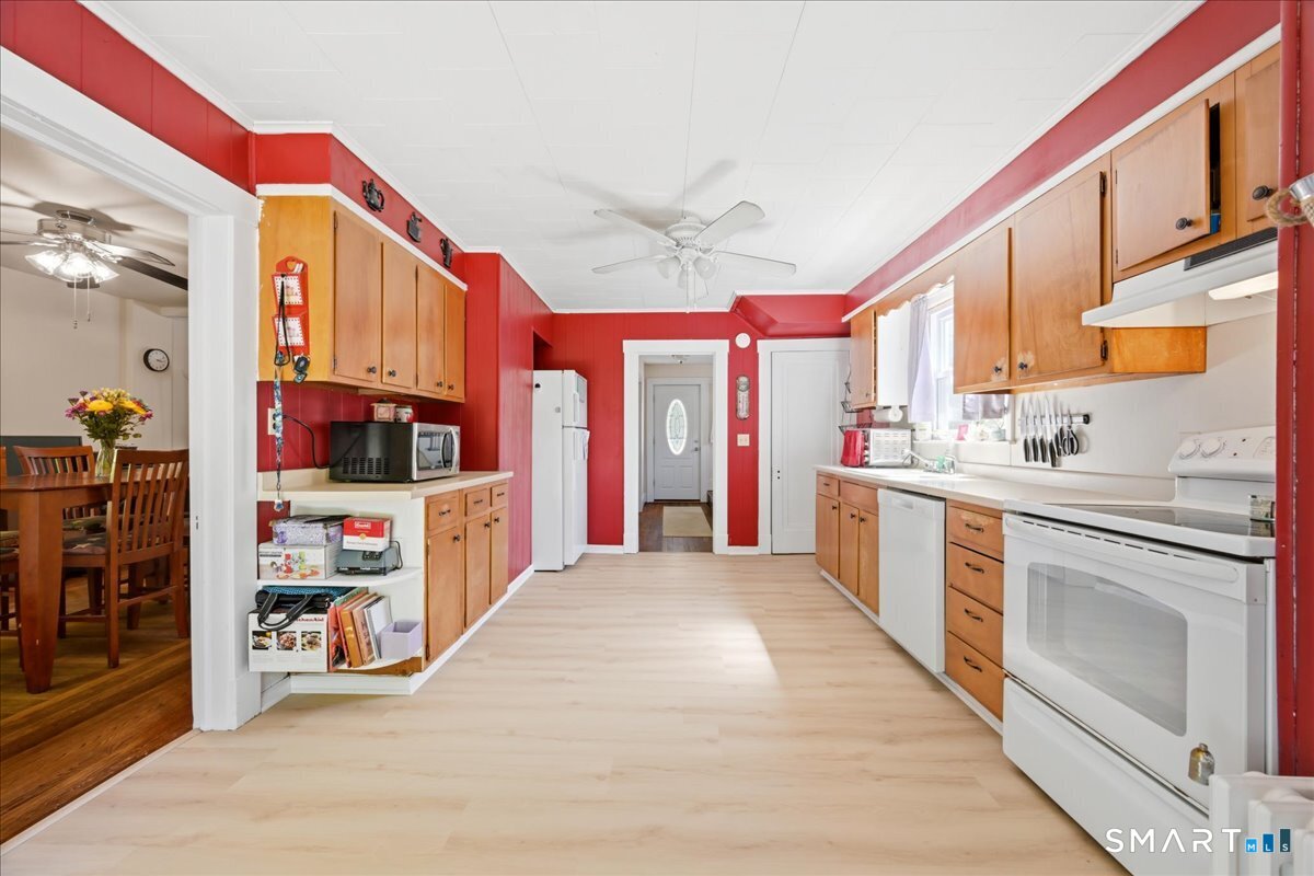 23 Sturtevant Avenue Norwich CT 06360